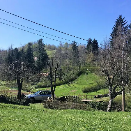 Kuca Pink * Mrzla Vodica