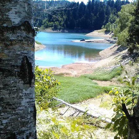 Kuca Pink Holiday home Mrzla Vodica