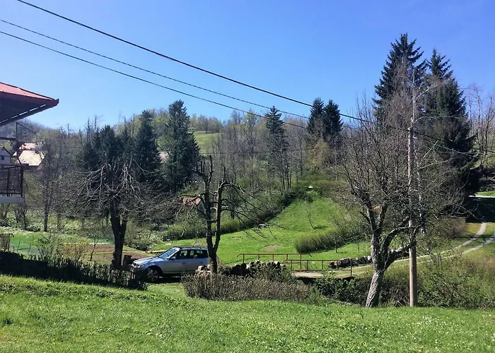 Kuca Pink * Mrzla Vodica