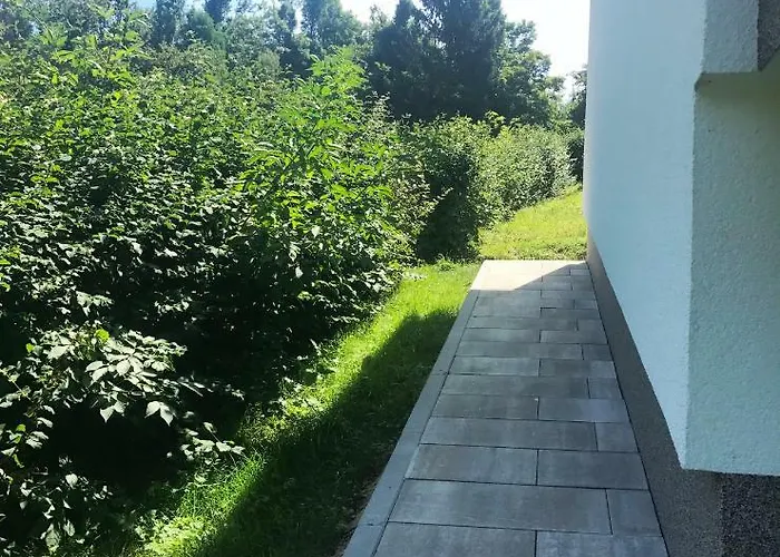 Kuca Pink Mrzla Vodica